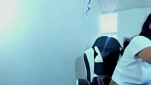 Miss_sparkle00 on StripChat 