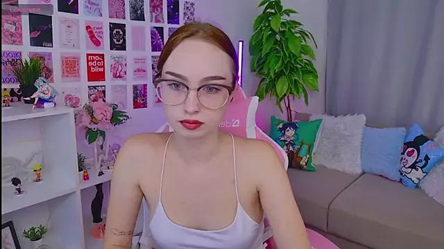 MonikaCarter on StripChat