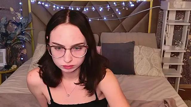 MonikaCarter on StripChat