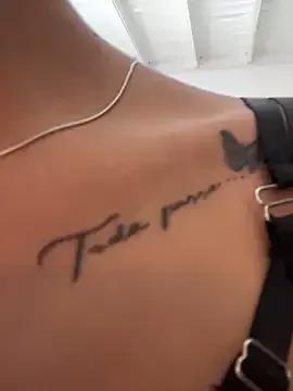 MystiqueXXX — MAKE MY PUSSY HAPPY