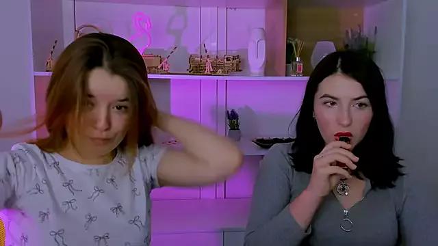 nika-still on StripChat