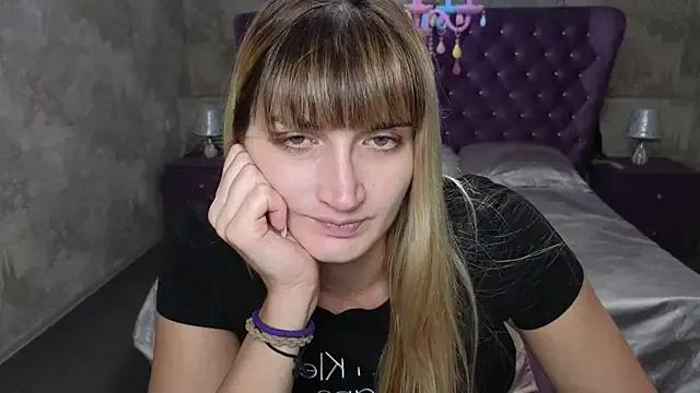 Freechat Nika_Kitten on StripChat