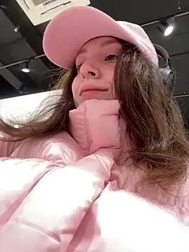 Polina-Fox — Dildo in wet pussy