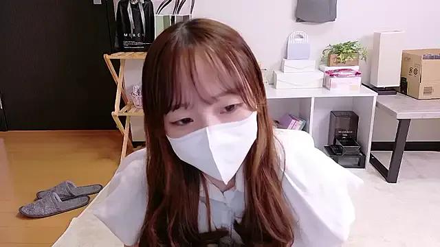 Group saku_sakura_ on StripChat