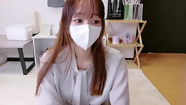 Group saku_sakura_ on StripChat