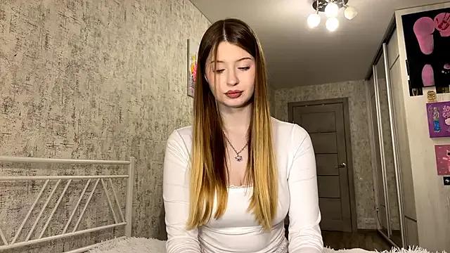 StripChat SinVelvet is Freechat SinVelvet — smile close to the camera