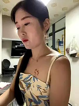 sunny-520 on StripChat 