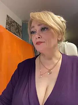 Freechat Sweet-blonde on StripChat