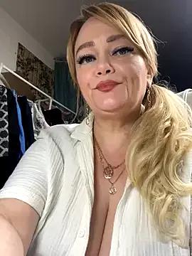 Freechat Sweet-blonde on StripChat