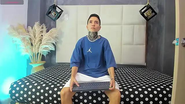 Freechat Tinny_and_Candy on StripChat