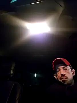 Freechat uberdot on StripChat