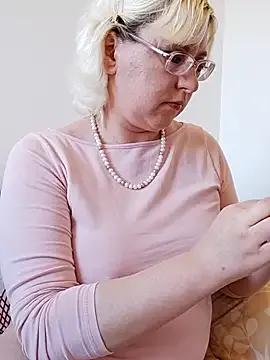 Freechat VikaKing on StripChat