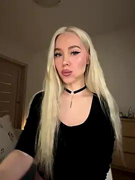 StripChat xDinnax is Freechat xDinnax — fuck pussy with the dildo