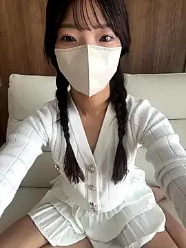 Group y_yunchan on StripChat