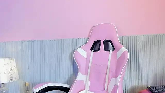 Freechat yeikafoxy on StripChat