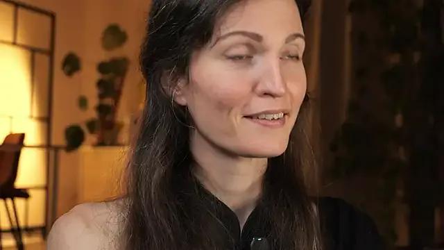 Freechat yulladao on StripChat